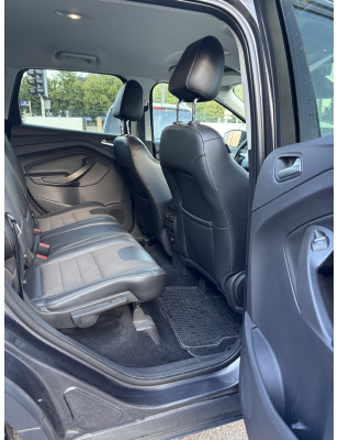 Ford Kuga 2.0 TDCi 150ch Titanium 4x4 PowerShift BVA