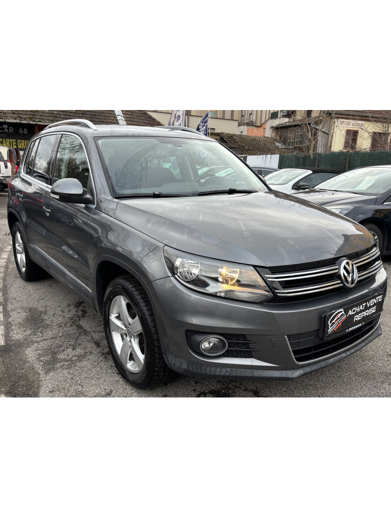 Volkswagen Tiguan 2.0 TDI BVA DSG 4 Motion Volkswagen Tiguan 2.0 TDI BVA DSG 4 Motion