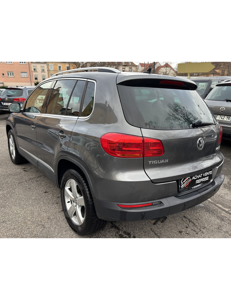 Volkswagen Tiguan 2.0 TDI BVA DSG 4 Motion Volkswagen Tiguan 2.0 TDI BVA DSG 4 Motion