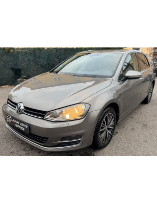 Volkswagen Golf 2.0 TDI 150 ch BlueMotion Technology FAP Allstar DSG6 5 portes – Confort et Performance